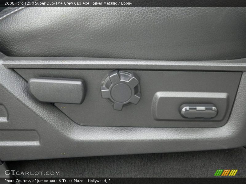 Silver Metallic / Ebony 2008 Ford F250 Super Duty FX4 Crew Cab 4x4