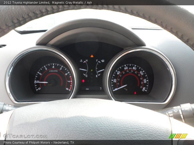 Magnetic Gray Metallic / Ash 2012 Toyota Highlander Limited