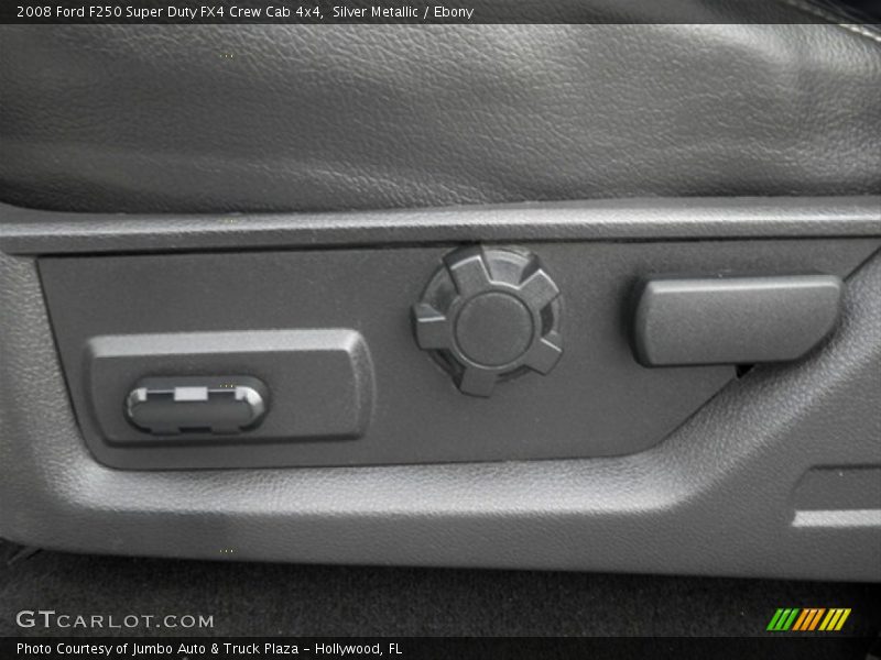 Silver Metallic / Ebony 2008 Ford F250 Super Duty FX4 Crew Cab 4x4