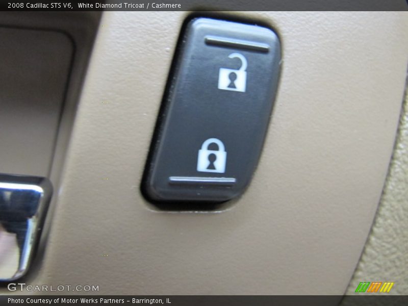 White Diamond Tricoat / Cashmere 2008 Cadillac STS V6