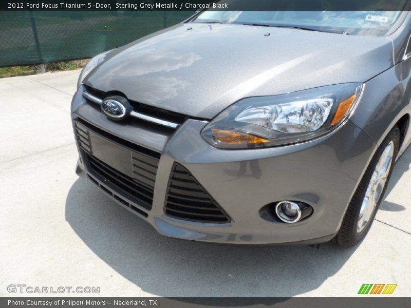 Sterling Grey Metallic / Charcoal Black 2012 Ford Focus Titanium 5-Door