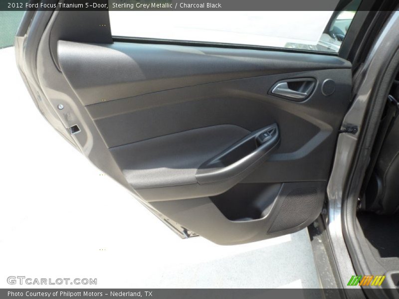 Door Panel of 2012 Focus Titanium 5-Door
