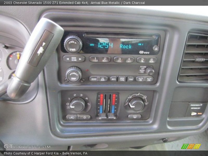 Controls of 2003 Silverado 1500 Z71 Extended Cab 4x4
