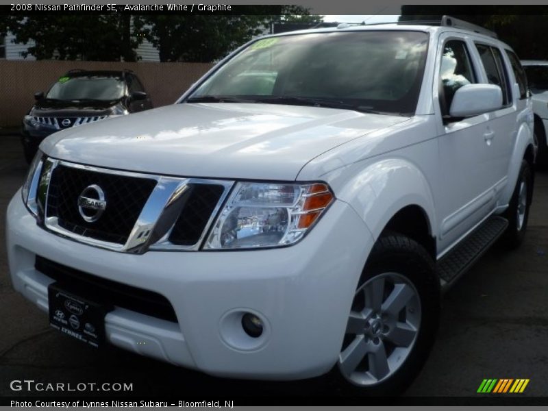 Avalanche White / Graphite 2008 Nissan Pathfinder SE