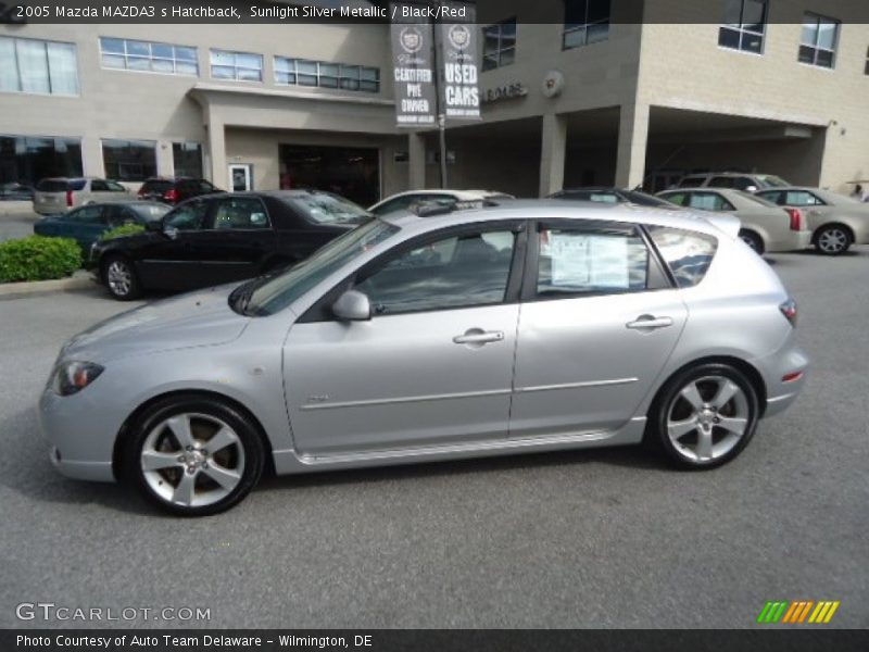 Sunlight Silver Metallic / Black/Red 2005 Mazda MAZDA3 s Hatchback