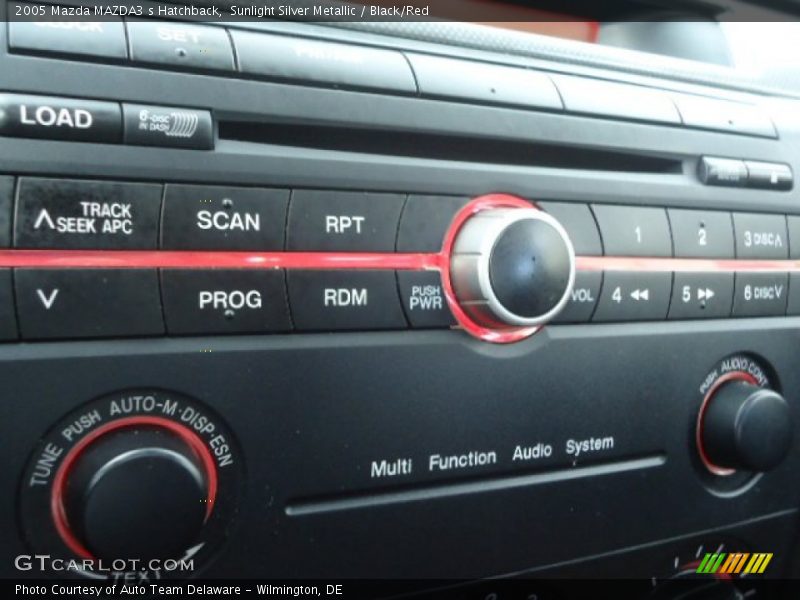 Sunlight Silver Metallic / Black/Red 2005 Mazda MAZDA3 s Hatchback