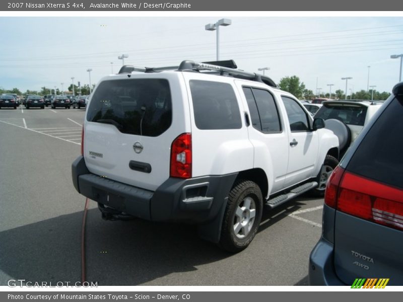 Avalanche White / Desert/Graphite 2007 Nissan Xterra S 4x4