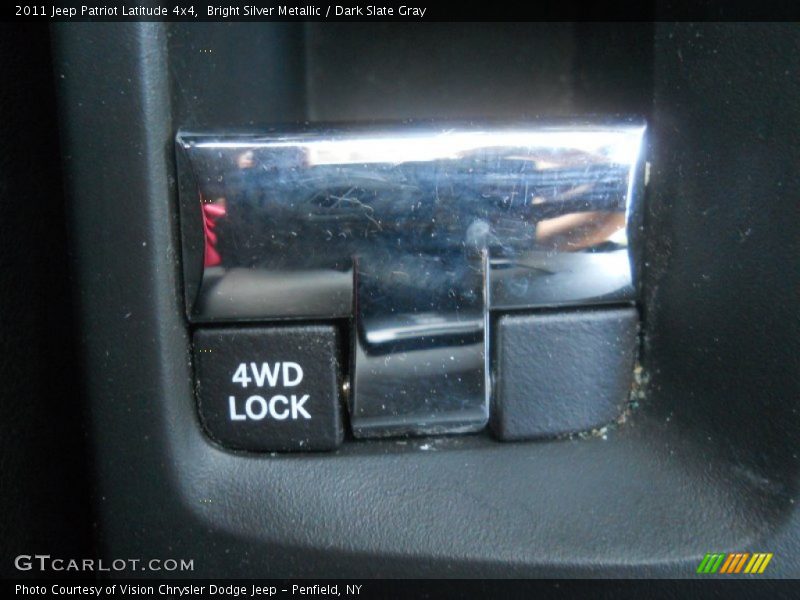 Bright Silver Metallic / Dark Slate Gray 2011 Jeep Patriot Latitude 4x4