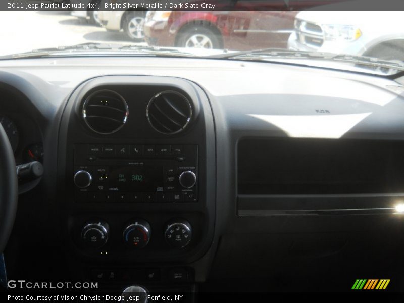 Bright Silver Metallic / Dark Slate Gray 2011 Jeep Patriot Latitude 4x4