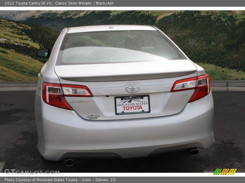 Classic Silver Metallic / Black/Ash 2012 Toyota Camry SE V6