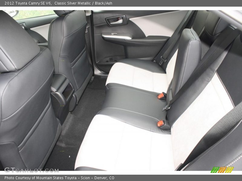 Classic Silver Metallic / Black/Ash 2012 Toyota Camry SE V6