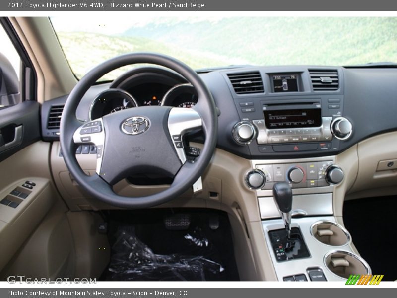 Blizzard White Pearl / Sand Beige 2012 Toyota Highlander V6 4WD