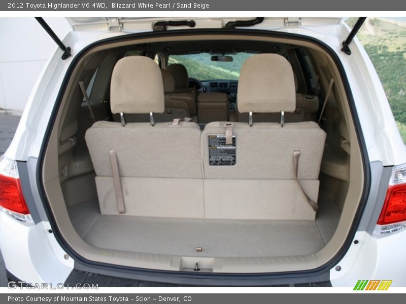 Blizzard White Pearl / Sand Beige 2012 Toyota Highlander V6 4WD