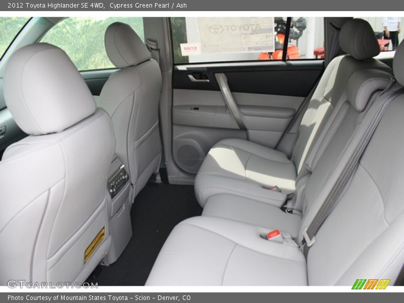 Cypress Green Pearl / Ash 2012 Toyota Highlander SE 4WD