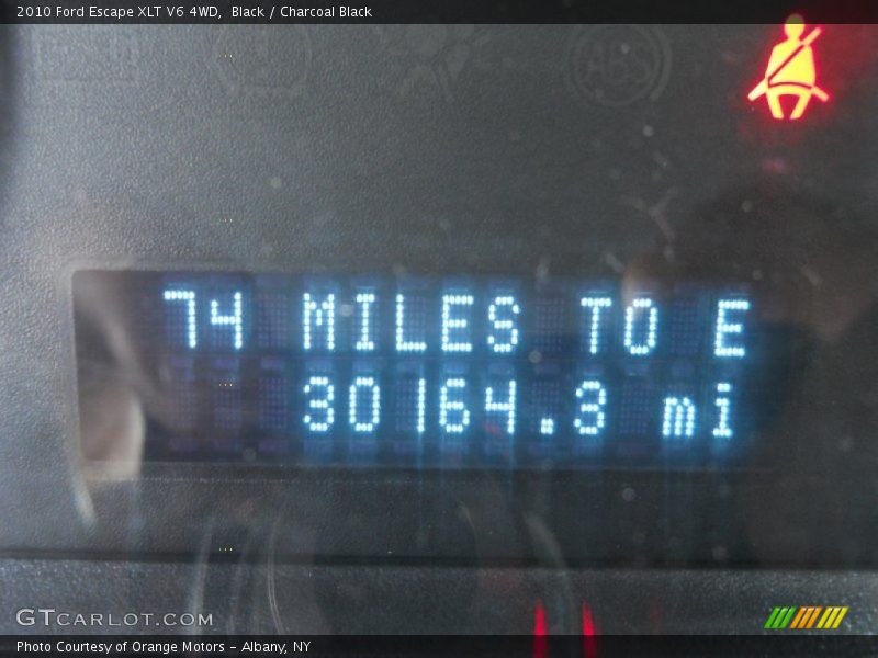 Black / Charcoal Black 2010 Ford Escape XLT V6 4WD