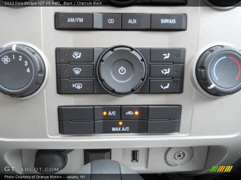 Black / Charcoal Black 2010 Ford Escape XLT V6 4WD