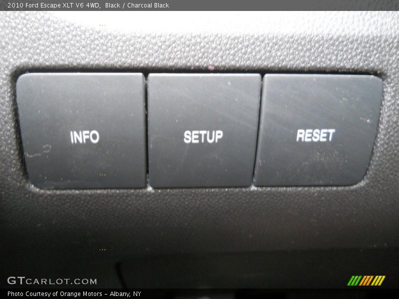 Black / Charcoal Black 2010 Ford Escape XLT V6 4WD