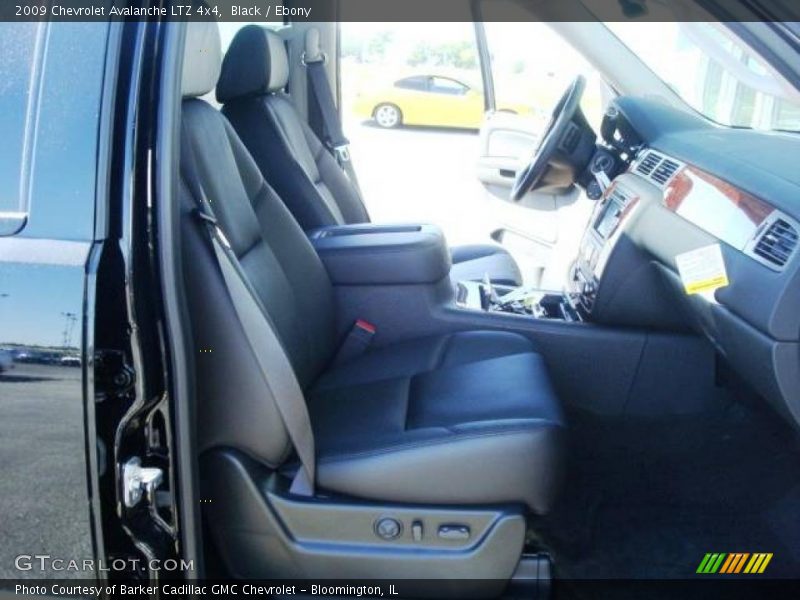 Black / Ebony 2009 Chevrolet Avalanche LTZ 4x4