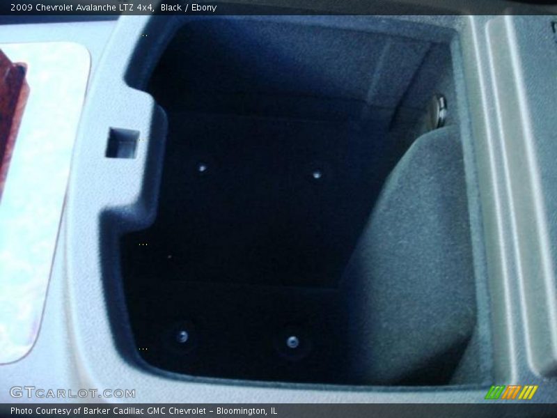Black / Ebony 2009 Chevrolet Avalanche LTZ 4x4