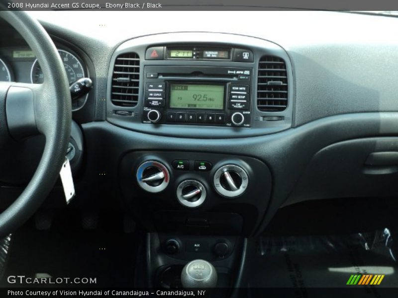 Ebony Black / Black 2008 Hyundai Accent GS Coupe