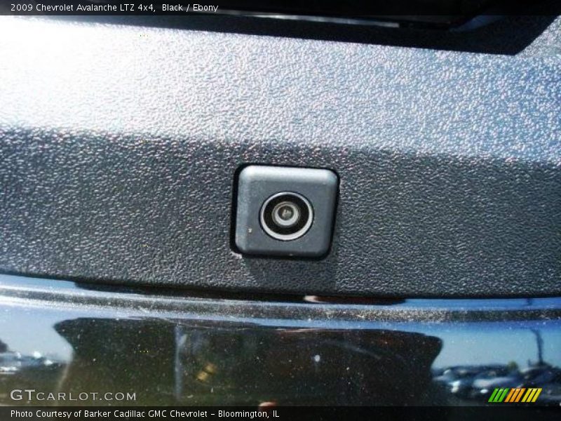 Black / Ebony 2009 Chevrolet Avalanche LTZ 4x4