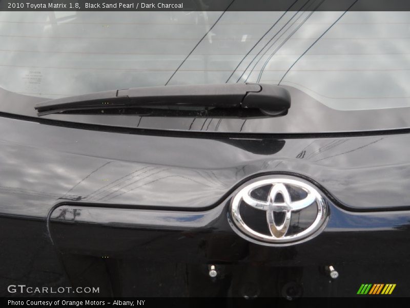 Black Sand Pearl / Dark Charcoal 2010 Toyota Matrix 1.8