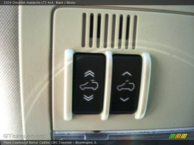 Black / Ebony 2009 Chevrolet Avalanche LTZ 4x4