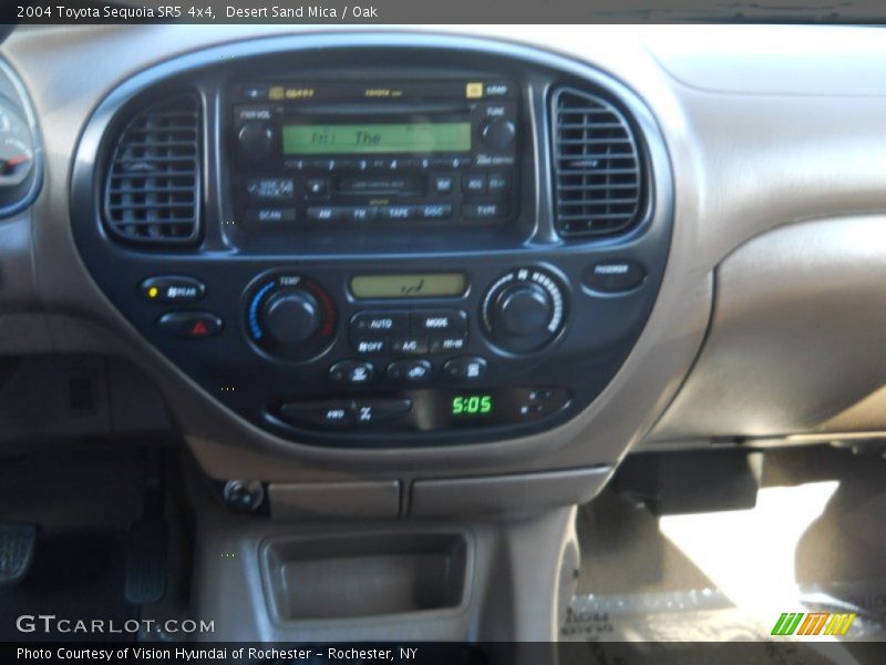 Desert Sand Mica / Oak 2004 Toyota Sequoia SR5 4x4