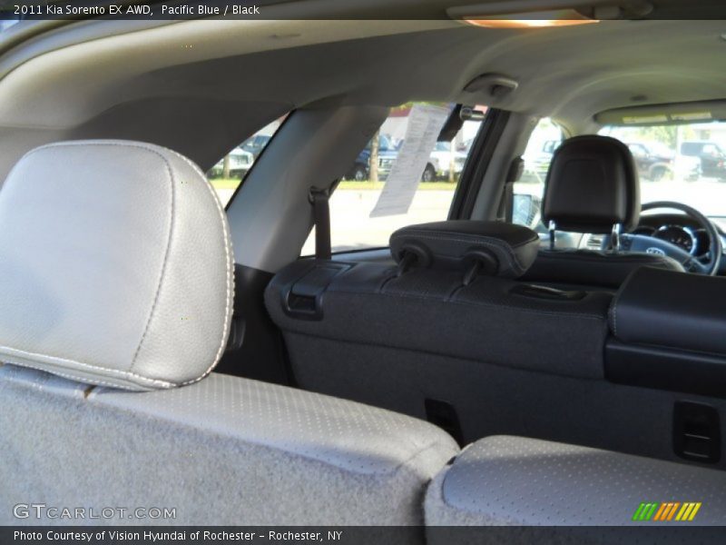 Pacific Blue / Black 2011 Kia Sorento EX AWD