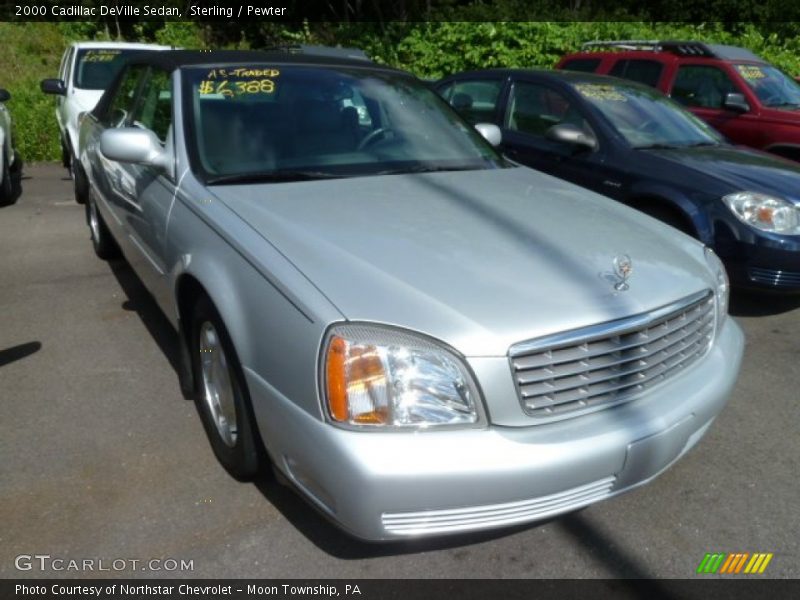 Sterling / Pewter 2000 Cadillac DeVille Sedan
