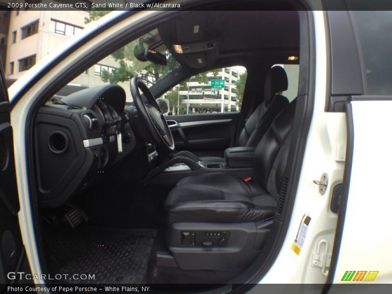 Sand White / Black w/Alcantara 2009 Porsche Cayenne GTS