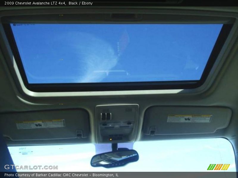 Black / Ebony 2009 Chevrolet Avalanche LTZ 4x4
