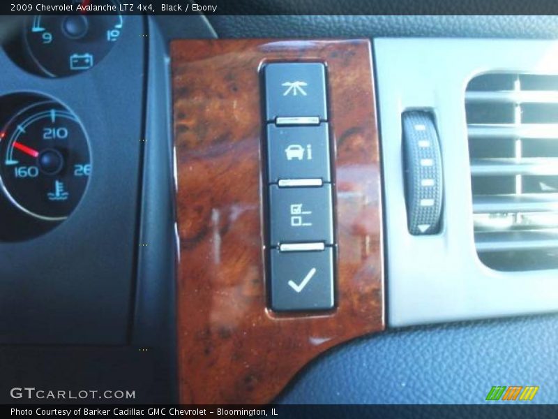 Black / Ebony 2009 Chevrolet Avalanche LTZ 4x4