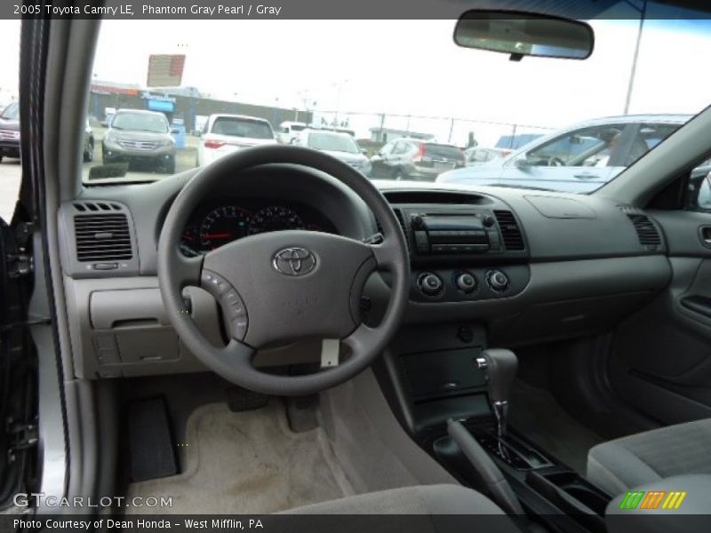 Phantom Gray Pearl / Gray 2005 Toyota Camry LE
