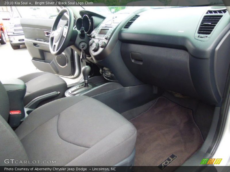  2010 Soul + Black Soul Logo Cloth Interior