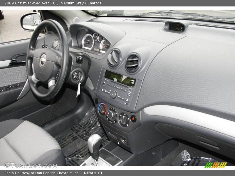 Medium Gray / Charcoal 2009 Chevrolet Aveo Aveo5 LT