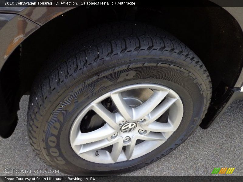 Galapagos Metallic / Anthracite 2010 Volkswagen Touareg TDI 4XMotion