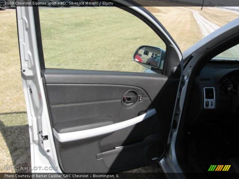 Silver Ice Metallic / Ebony 2009 Chevrolet Equinox Sport AWD