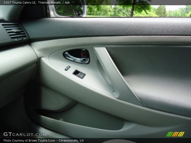 Titanium Metallic / Ash 2007 Toyota Camry LE