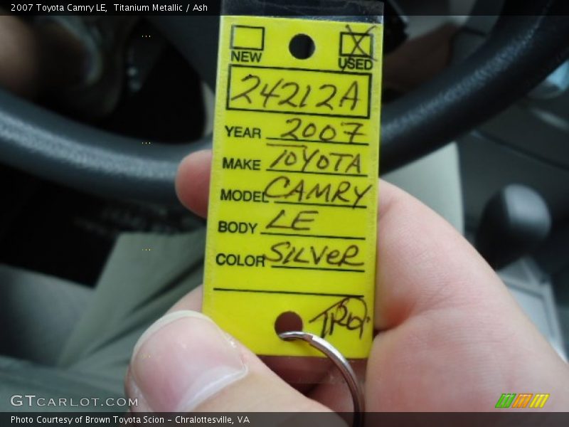 Titanium Metallic / Ash 2007 Toyota Camry LE