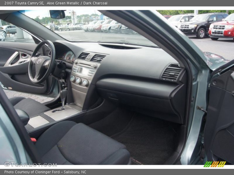 Aloe Green Metallic / Dark Charcoal 2007 Toyota Camry SE