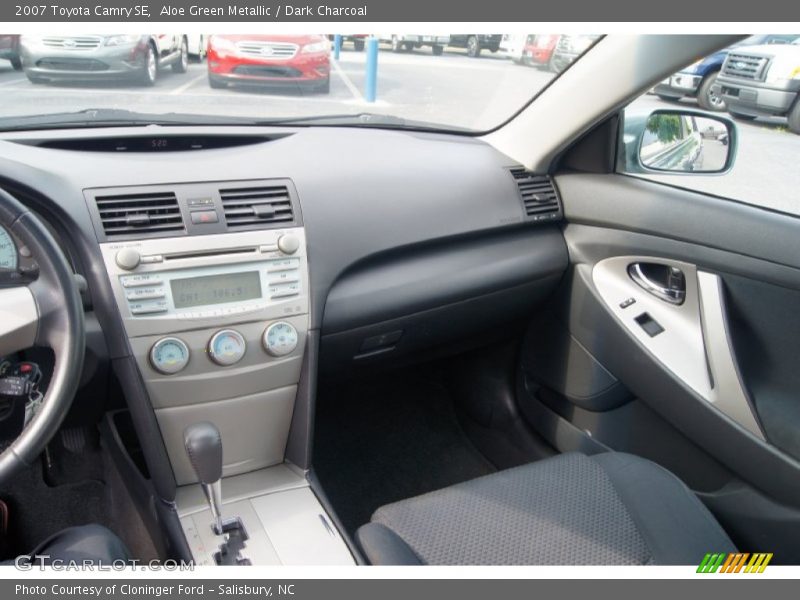 Aloe Green Metallic / Dark Charcoal 2007 Toyota Camry SE