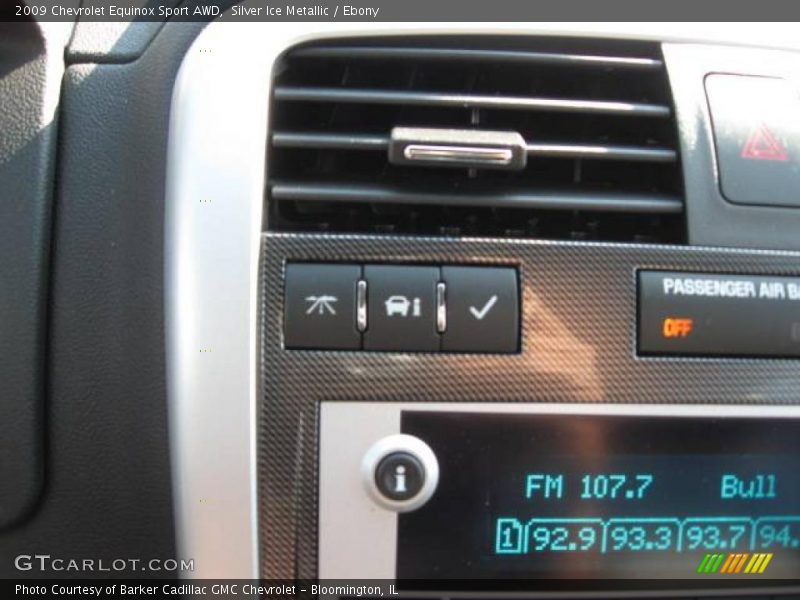 Silver Ice Metallic / Ebony 2009 Chevrolet Equinox Sport AWD