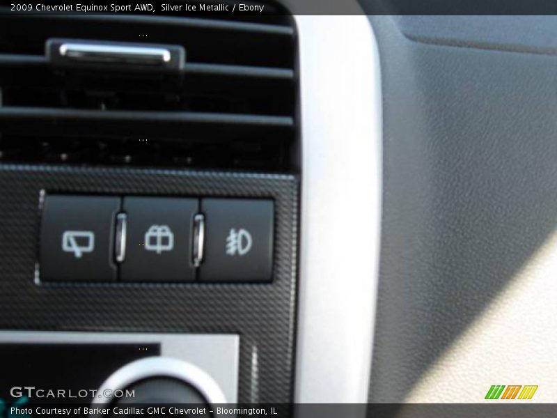 Silver Ice Metallic / Ebony 2009 Chevrolet Equinox Sport AWD