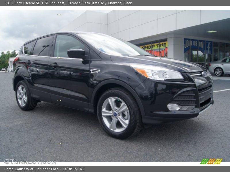 Front 3/4 View of 2013 Escape SE 1.6L EcoBoost