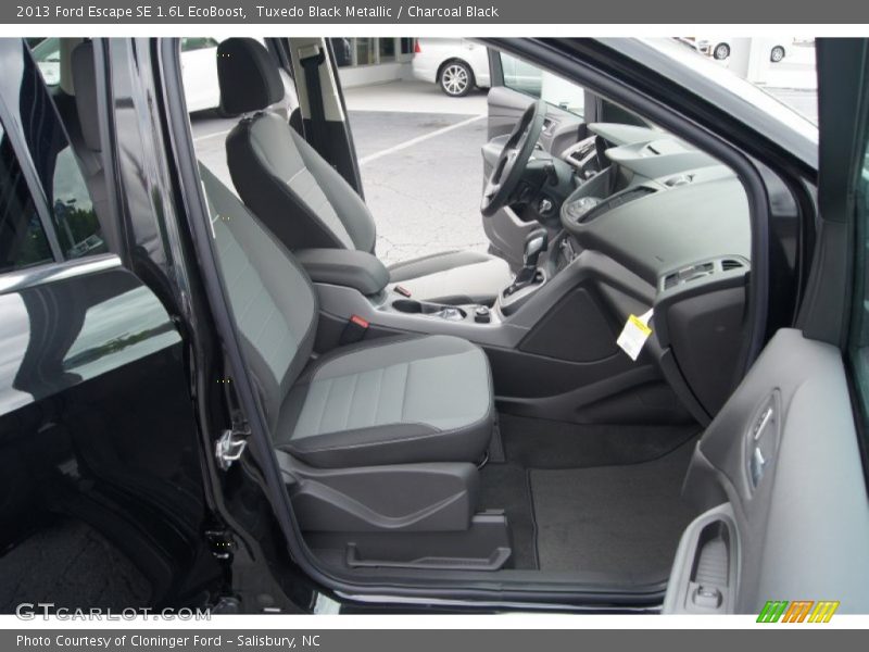 Tuxedo Black Metallic / Charcoal Black 2013 Ford Escape SE 1.6L EcoBoost