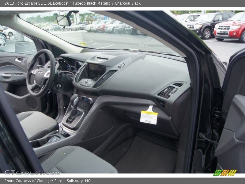 Dashboard of 2013 Escape SE 1.6L EcoBoost