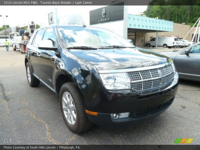 Tuxedo Black Metallic / Light Camel 2010 Lincoln MKX FWD