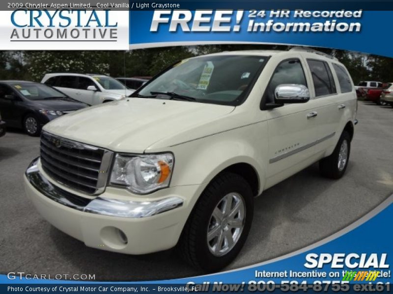 Cool Vanilla / Light Graystone 2009 Chrysler Aspen Limited