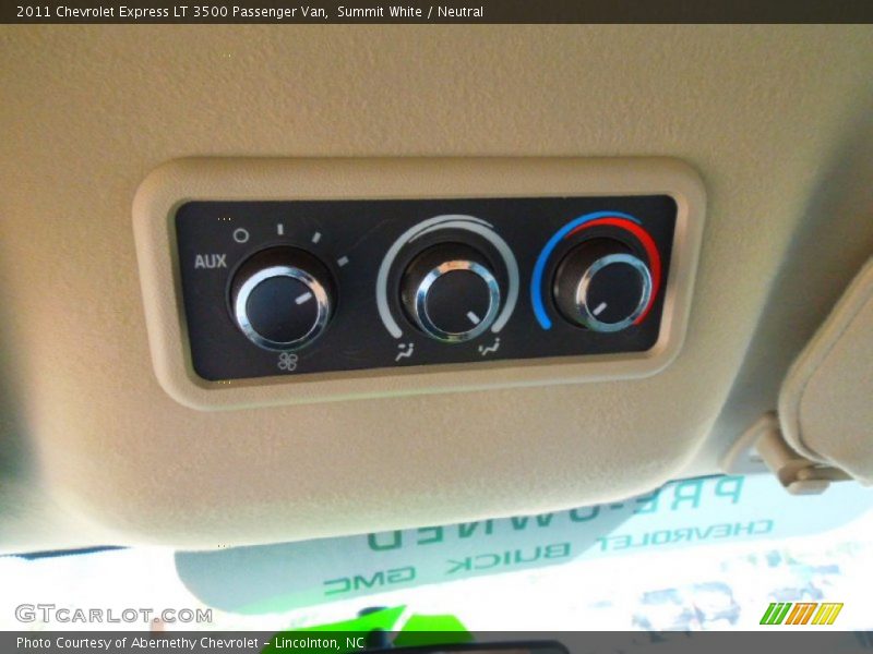 Summit White / Neutral 2011 Chevrolet Express LT 3500 Passenger Van